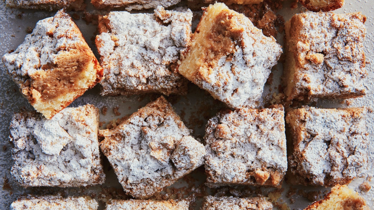 Crumb Cake Is Better When It’s Mostly Crumb